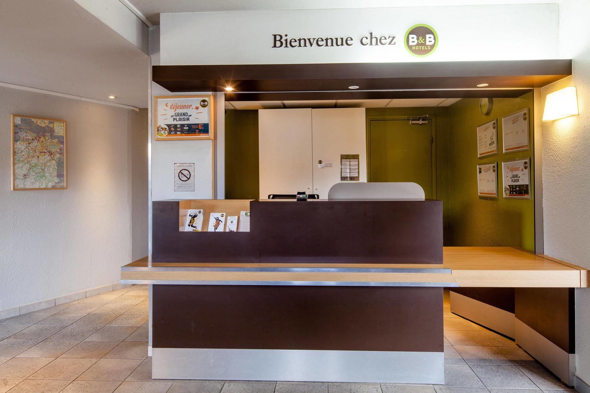 B&B Hotel Montlhery Linas Exteriér fotografie