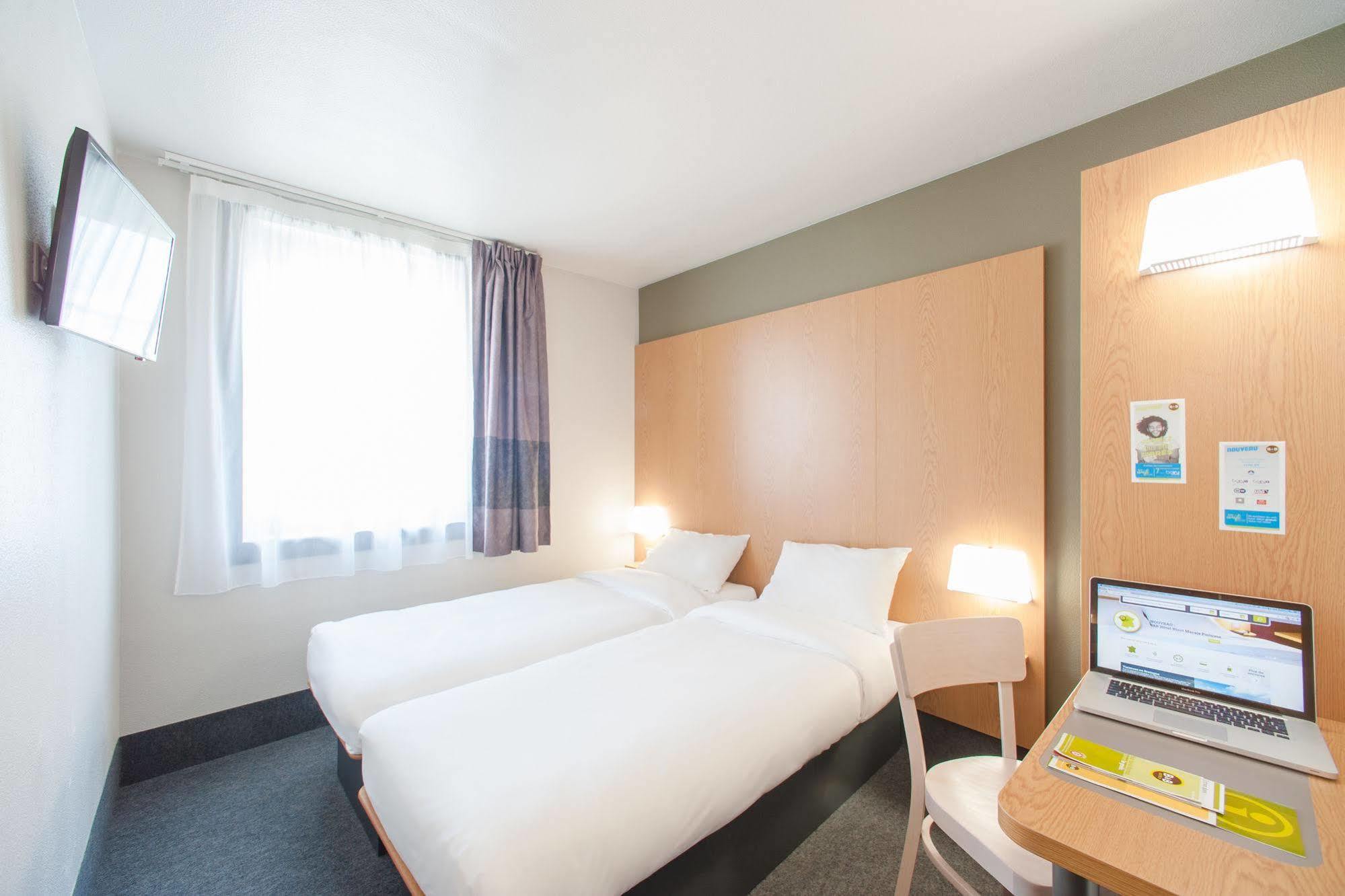 B&B Hotel Montlhery Linas Exteriér fotografie